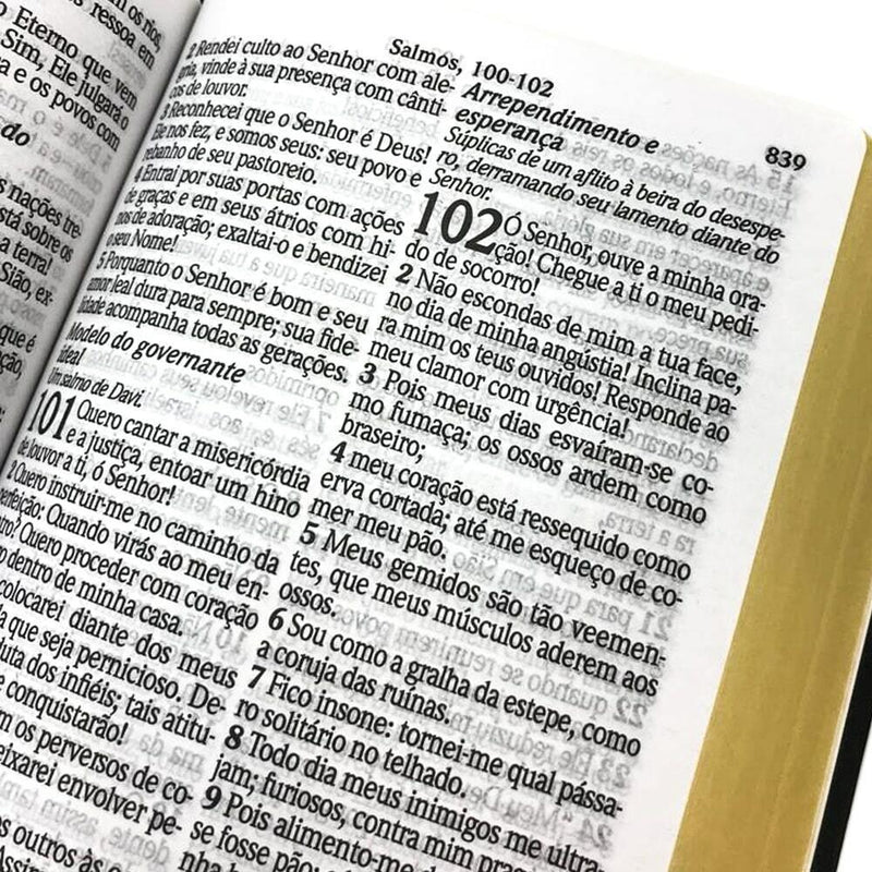 Bíblia de Estudos King James Atualizada | Letra HIPERGIGANTE - Livraria Zion